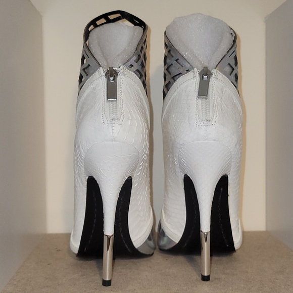 Lust for Life Heels - Picture 4 of 4